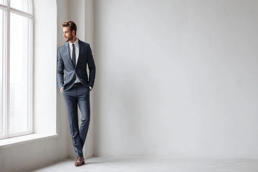 what is a slim fit suit